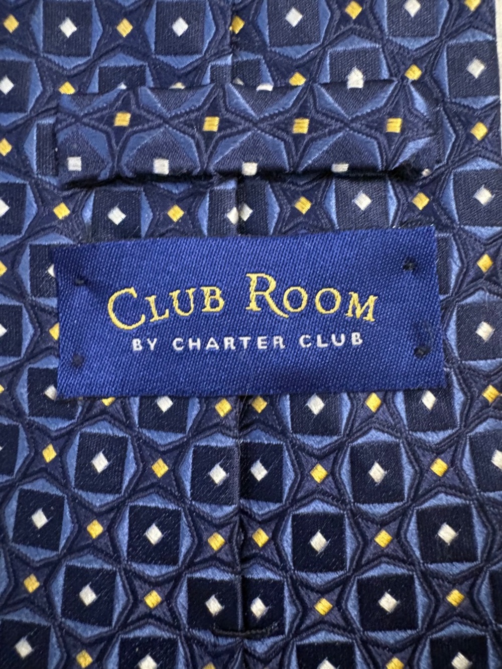Club Room Men’s Blue Geometric 100% Silk Classic 3.75" Necktie